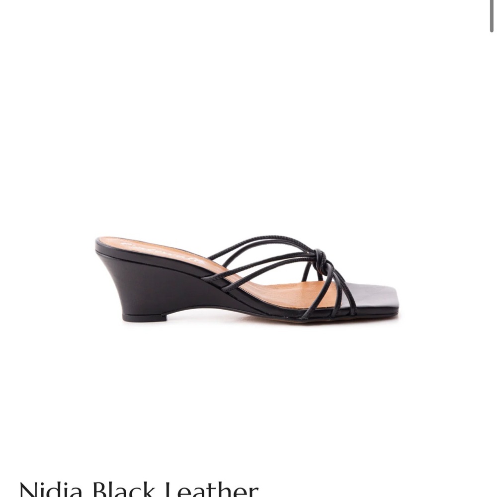 L'INTERVALLE Black Strappy Wedge Sandals